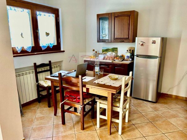 casa indipendente in vendita a Pietrasanta in zona Marina di Pietrasanta