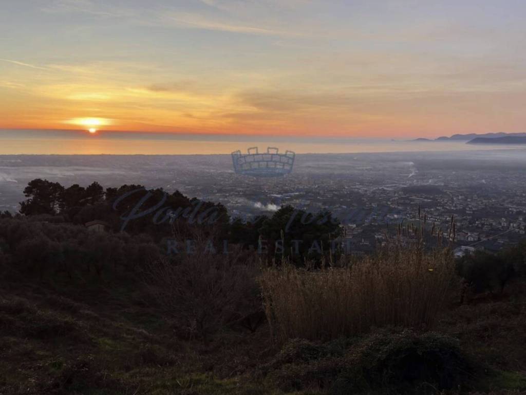 casa indipendente in vendita a Pietrasanta