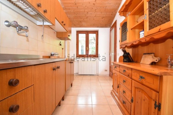 casa indipendente in vendita a Pietrasanta