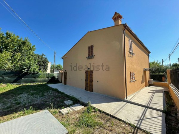 casa indipendente in vendita a Pietrasanta