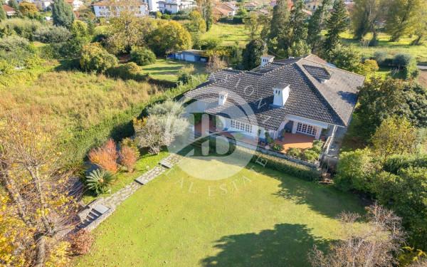 casa indipendente in vendita a Pietrasanta in zona Marina di Pietrasanta