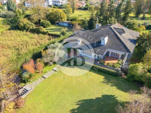 casa indipendente in vendita a Pietrasanta in zona Marina di Pietrasanta