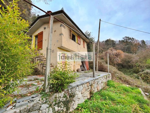 appartamento in vendita a Pietrasanta in zona Capezzano Monte