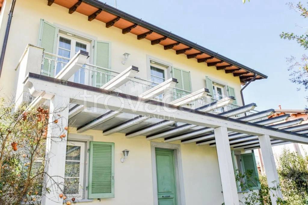 casa indipendente in vendita a Pietrasanta