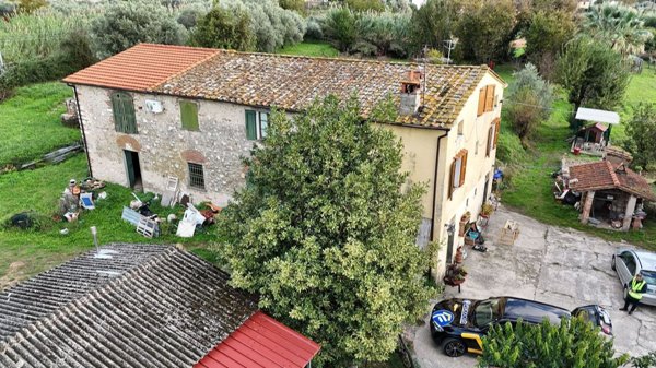 casale in vendita a Pietrasanta