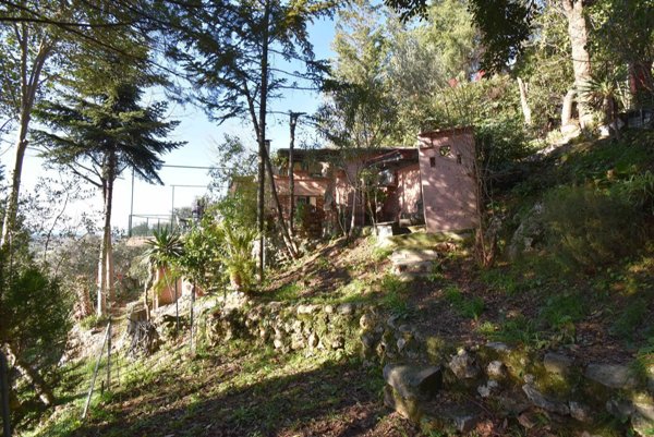 appartamento in vendita a Pietrasanta in zona Valdicastello