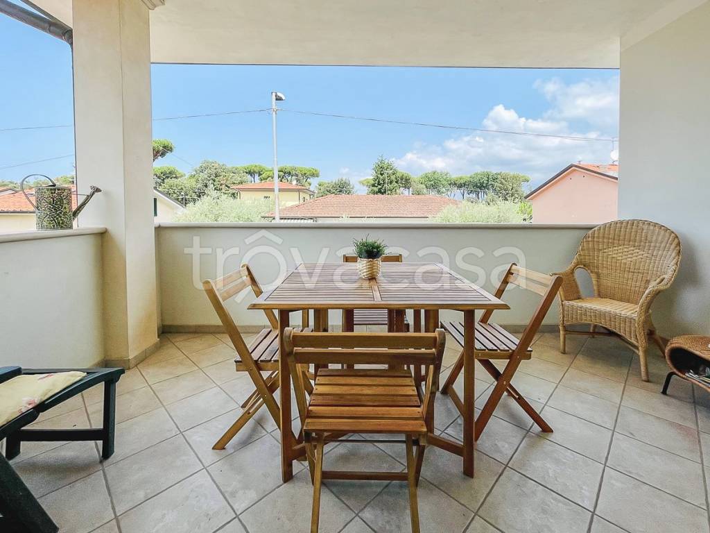 casa indipendente in vendita a Pietrasanta in zona Marina di Pietrasanta