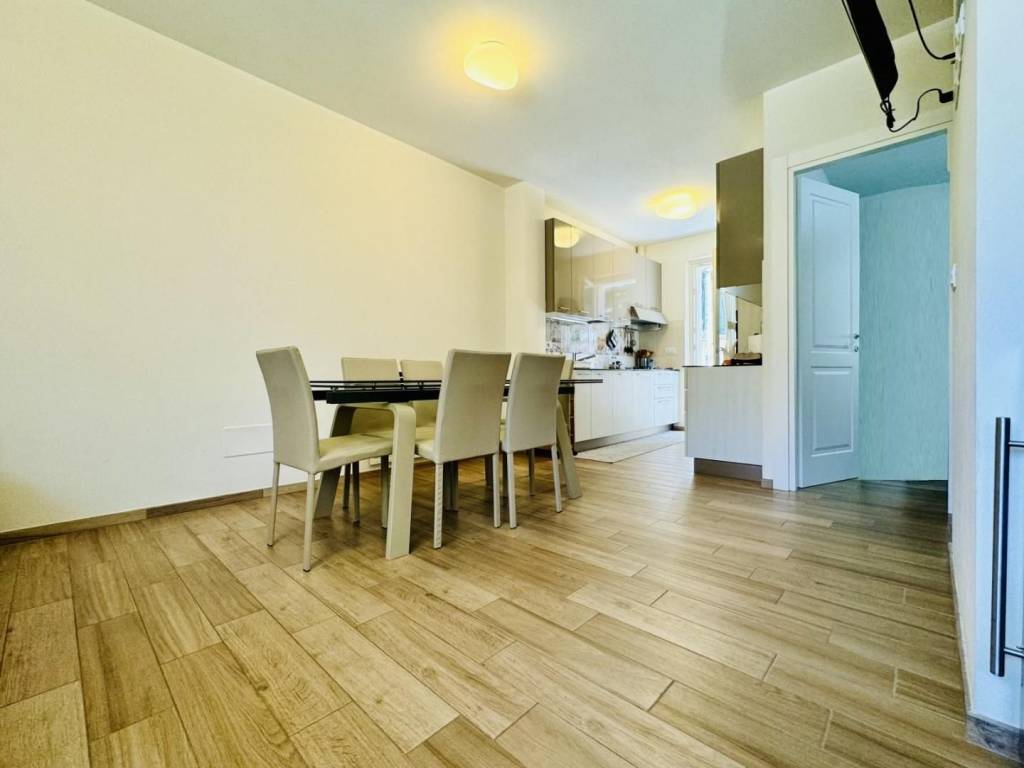 casa indipendente in vendita a Pietrasanta in zona Marina di Pietrasanta