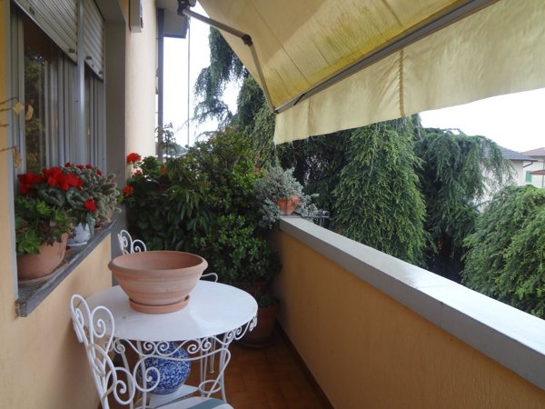 appartamento in vendita a Pietrasanta in zona Osterietta