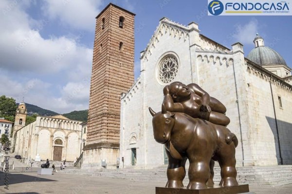casa indipendente in vendita a Pietrasanta