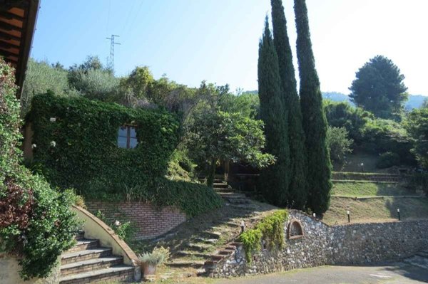 casale in vendita a Pietrasanta