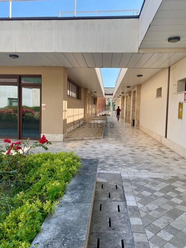 ufficio in vendita a Pietrasanta