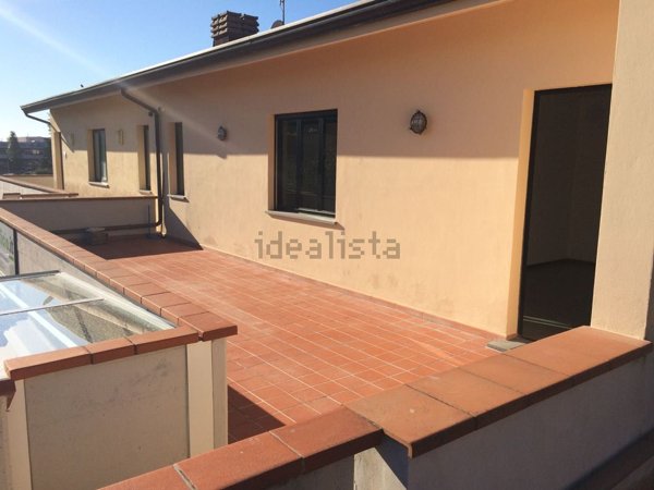 ufficio in vendita a Pietrasanta