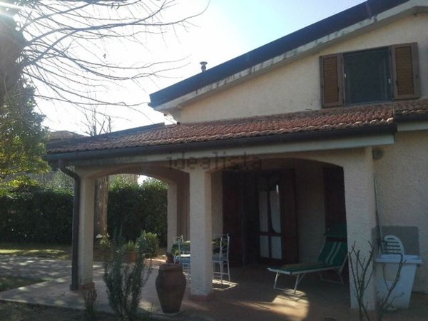 casa indipendente in vendita a Pietrasanta