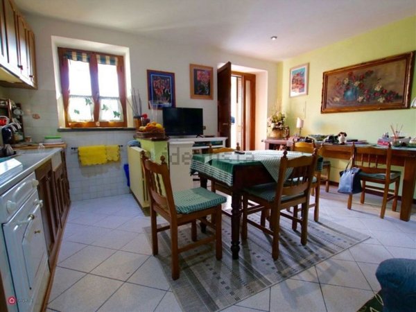 casa indipendente in vendita a Pietrasanta
