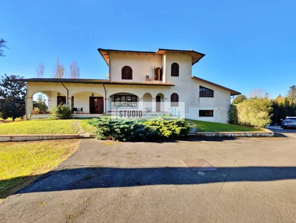 casa indipendente in vendita a Pietrasanta