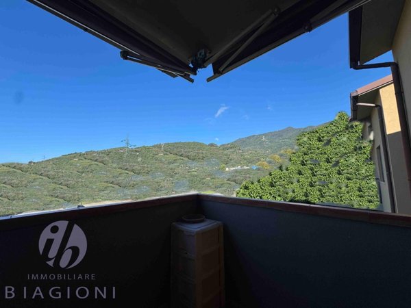 appartamento in vendita a Pietrasanta in zona Strettoia