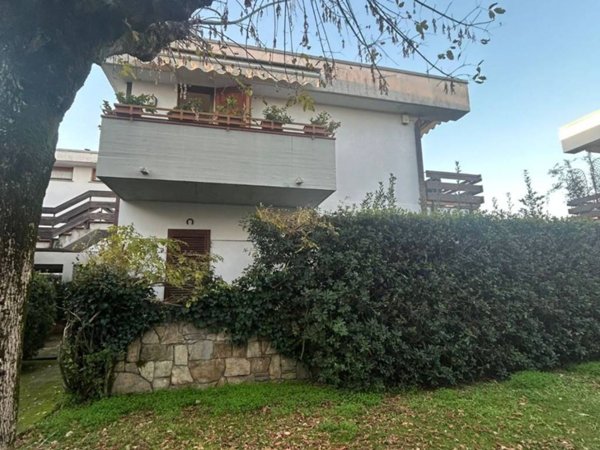 appartamento in vendita a Pietrasanta in zona Focette