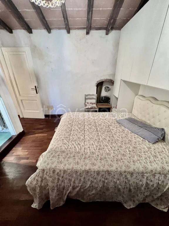 casa indipendente in vendita a Pietrasanta in zona Pozzodonico