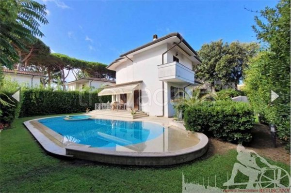 casa indipendente in vendita a Pietrasanta