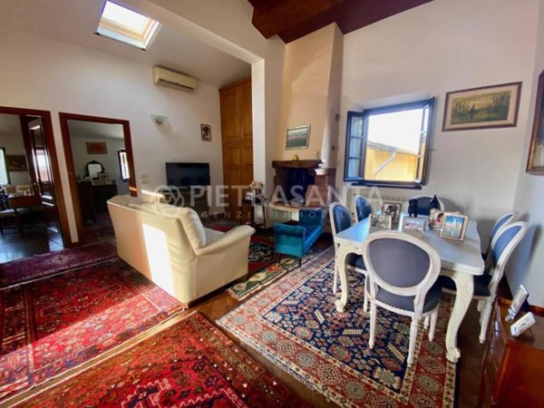 casa indipendente in vendita a Pietrasanta