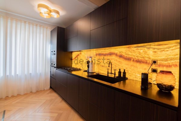 casa indipendente in vendita a Pietrasanta