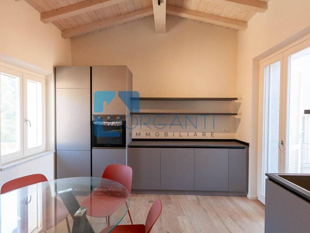 appartamento in vendita a Pietrasanta