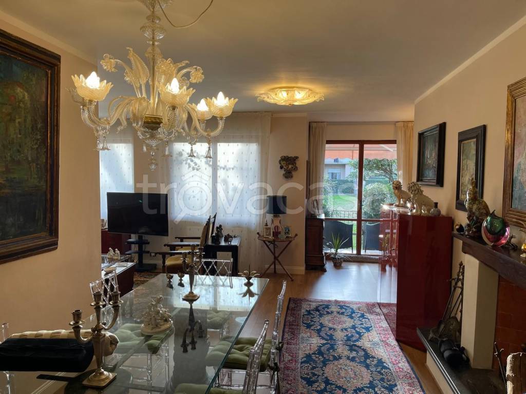 casa indipendente in vendita a Pietrasanta