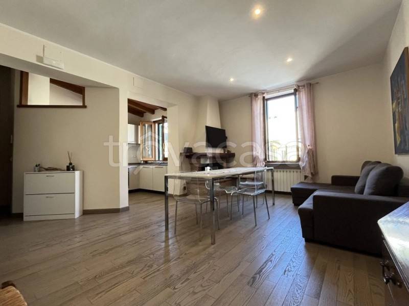 appartamento in vendita a Pietrasanta in zona Tonfano