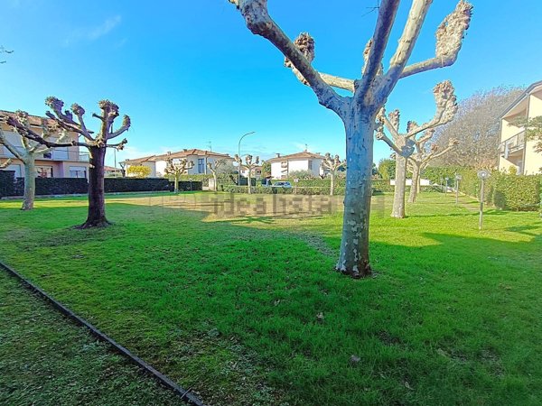 casa indipendente in vendita a Pietrasanta in zona Fiumetto