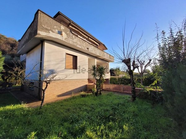 casa indipendente in vendita a Pietrasanta