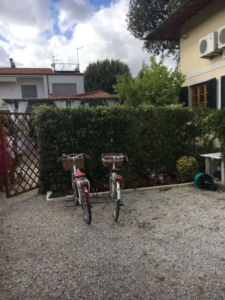 appartamento in vendita a Pietrasanta in zona Tonfano