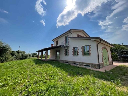 casa indipendente in vendita a Pietrasanta