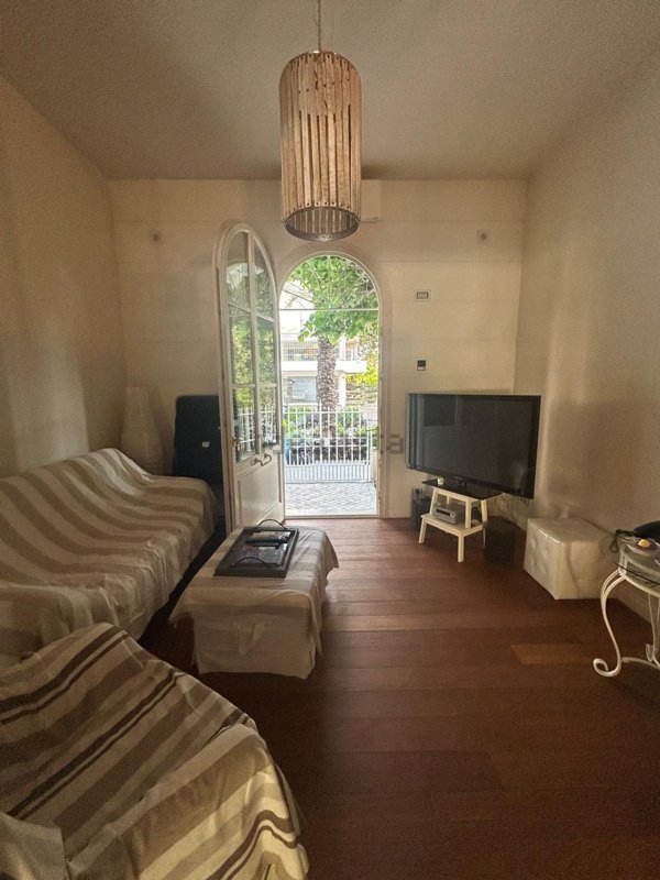 casa indipendente in vendita a Pietrasanta in zona Motrone