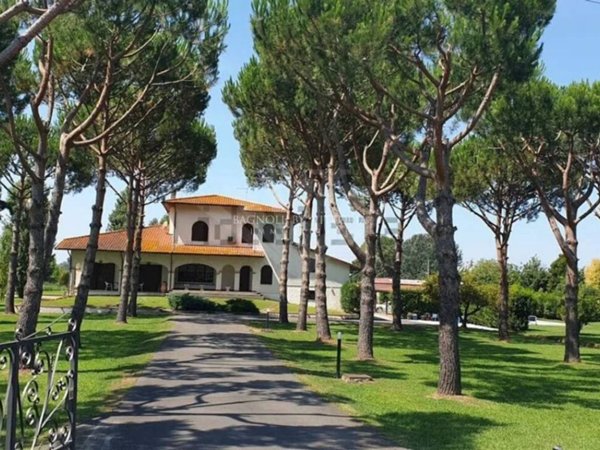 casa indipendente in vendita a Pietrasanta
