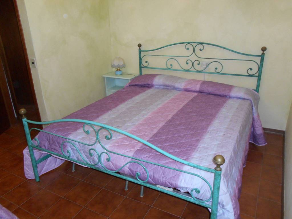 casa indipendente in vendita a Pietrasanta in zona Tonfano