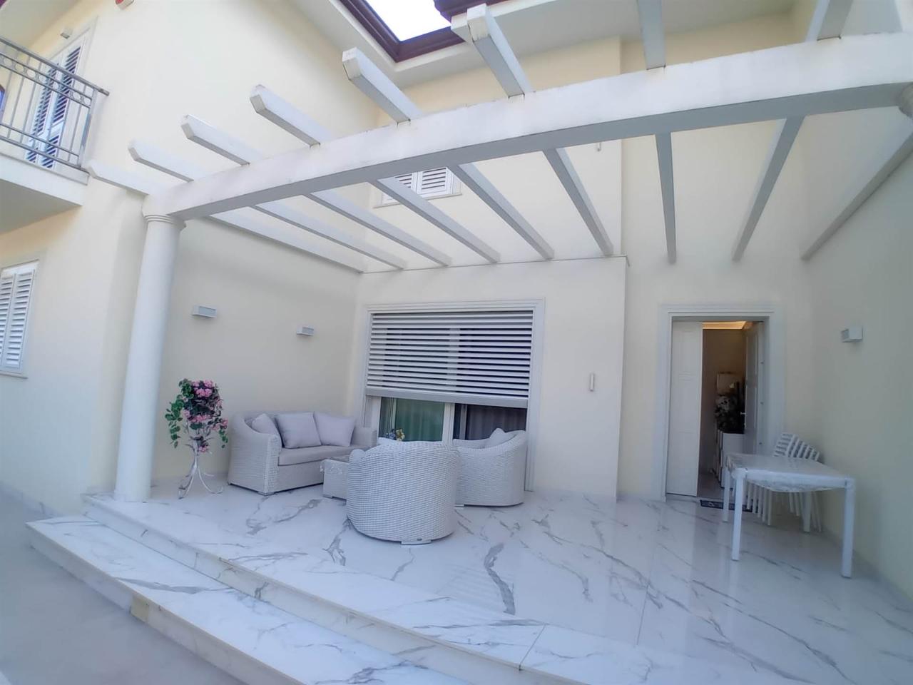 casa indipendente in vendita a Pietrasanta in zona Marina di Pietrasanta