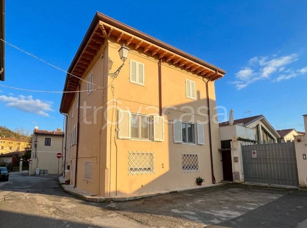 appartamento in vendita a Pietrasanta
