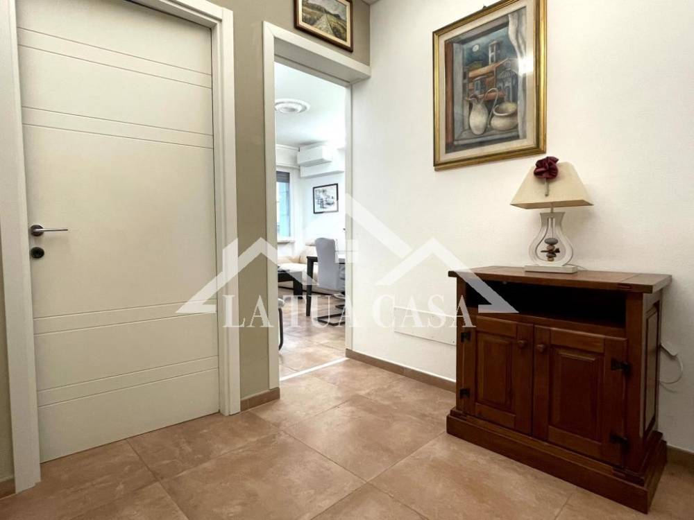 appartamento in vendita a Pietrasanta in zona Tonfano