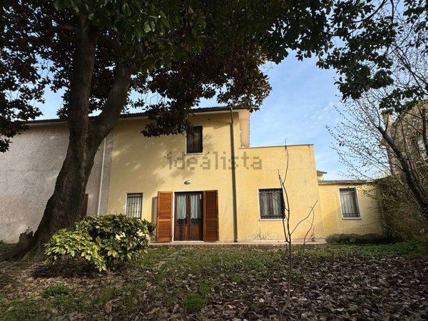 casa indipendente in vendita a Pietrasanta