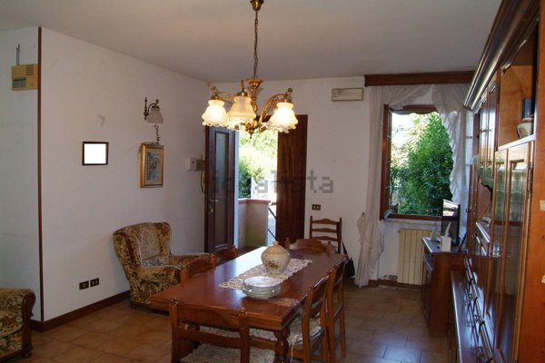 casa indipendente in vendita a Pietrasanta