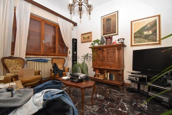 casa indipendente in vendita a Pietrasanta