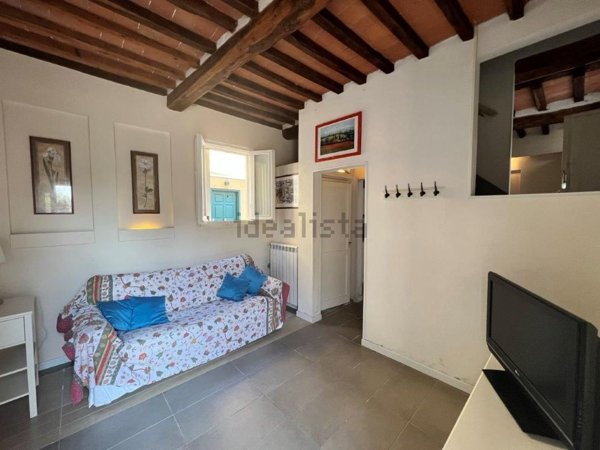 casa indipendente in vendita a Pietrasanta