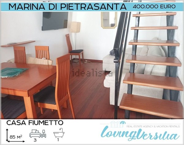 quadrivano in vendita a Pietrasanta in zona Fiumetto