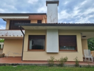 casa indipendente in vendita a Pietrasanta