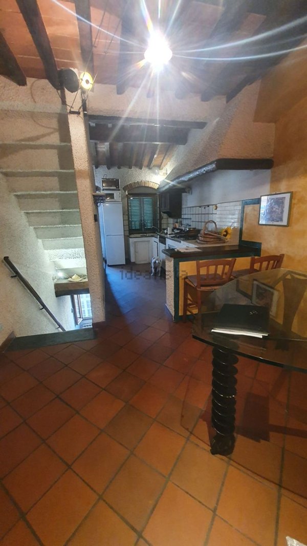 casa indipendente in vendita a Pietrasanta