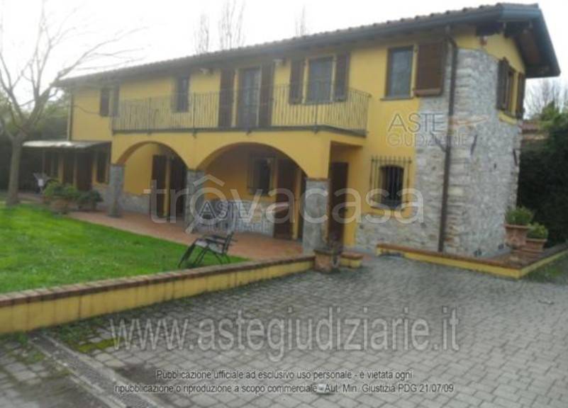 casa indipendente in vendita a Pietrasanta
