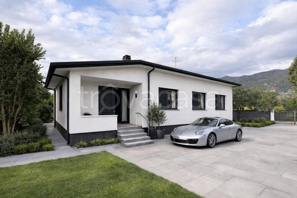 casa indipendente in vendita a Pietrasanta