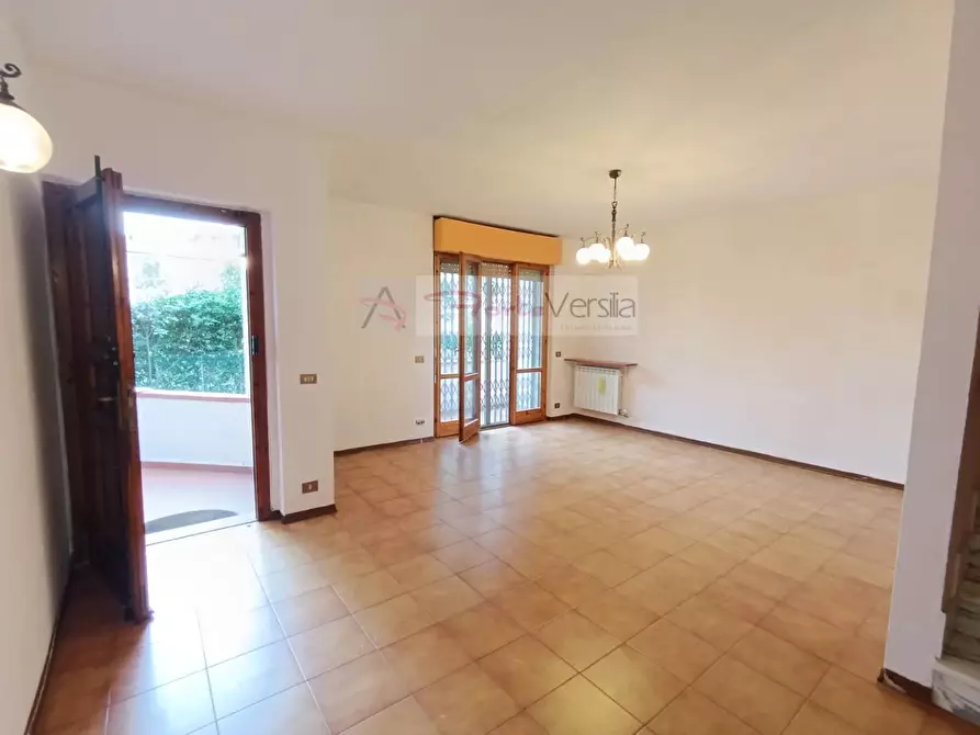 casa indipendente in vendita a Pietrasanta in zona Tonfano