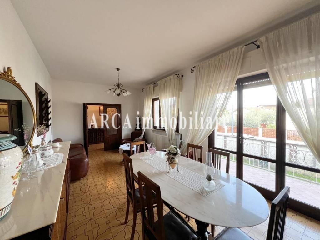 casa indipendente in vendita a Pietrasanta